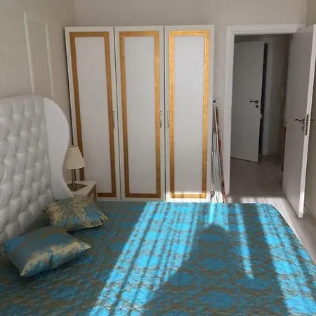Роскошные Апартаменты На Солнечном Берегу Apartman